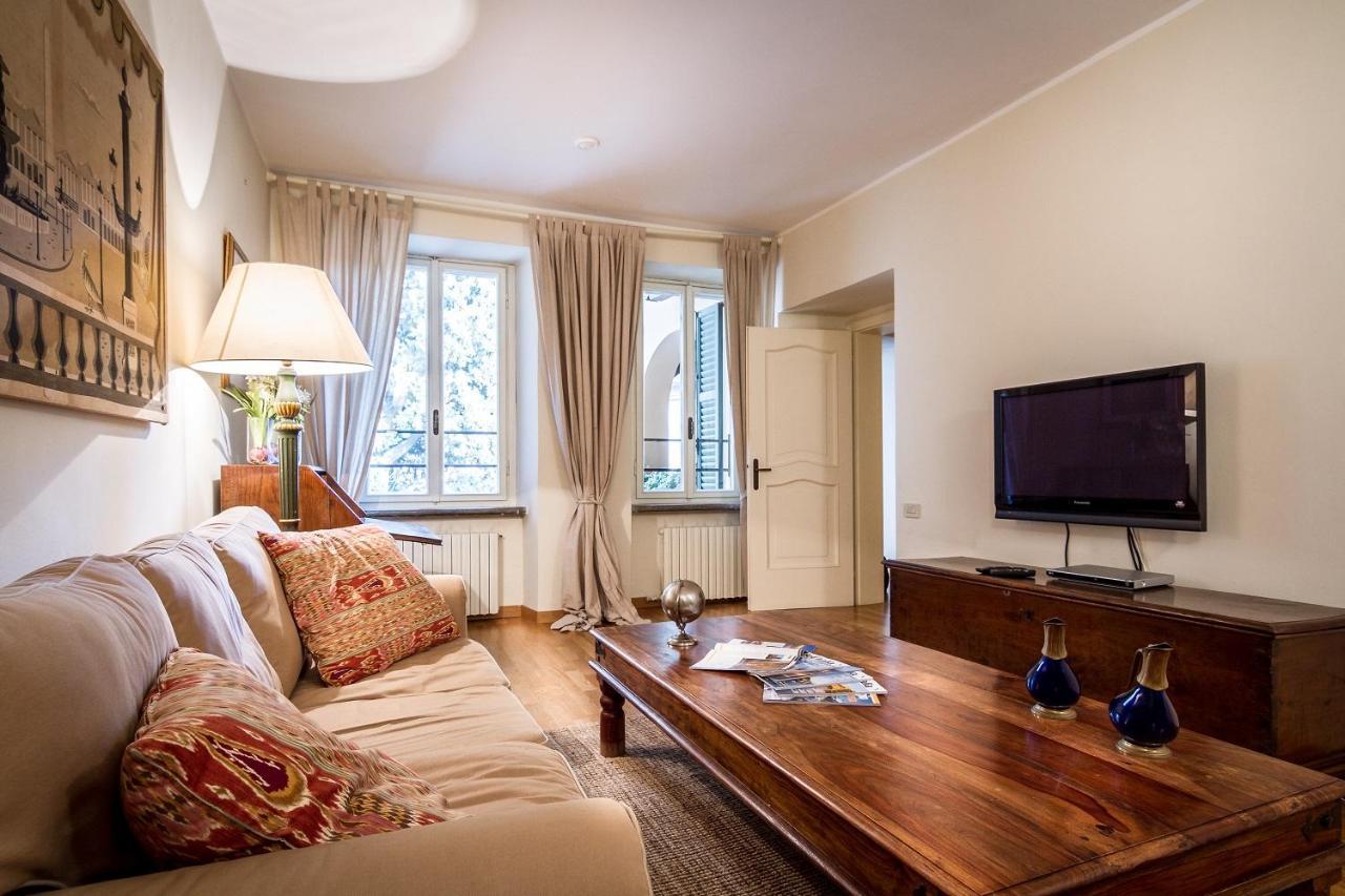 Apartamento Cernobbio Town House Exterior foto